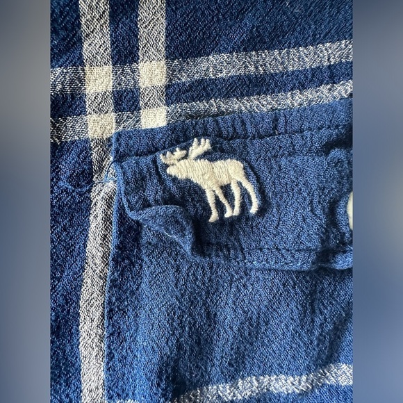 Abercrombie and Fitch Dress Shirt - Picture 4 of 6